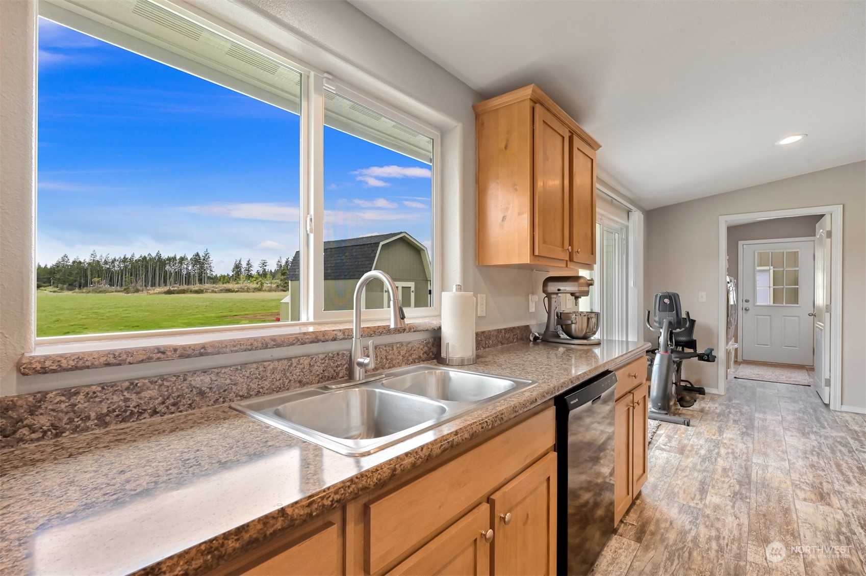 156 West Green Valley Road Oak Harbor, WA 98277 - Photo 11 of 35 Gallery Image 11