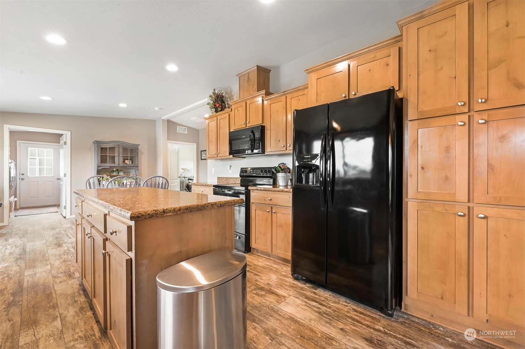 156 West Green Valley Road Oak Harbor, WA 98277 - Photo 9 of 35 Gallery Image 9