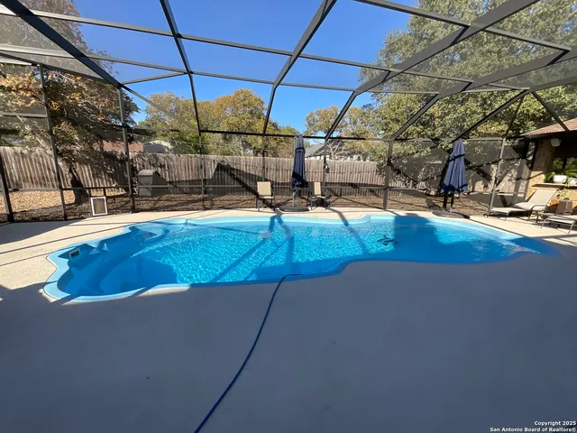 $589,000 | 117 Rosewood Drive, La Vernia, TX 78121