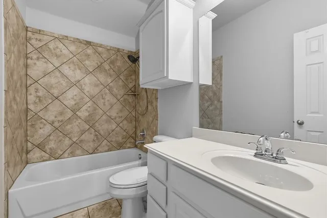 $3,300 | 850 Branch Crossing, Lantana, TX 76226