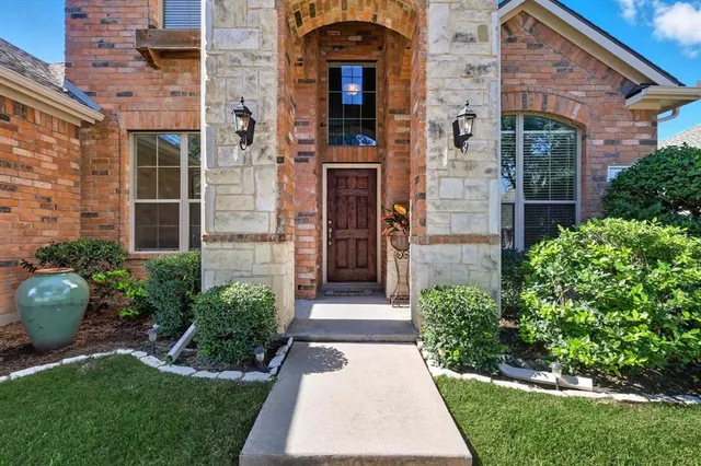 $3,300 | 850 Branch Crossing, Lantana, TX 76226