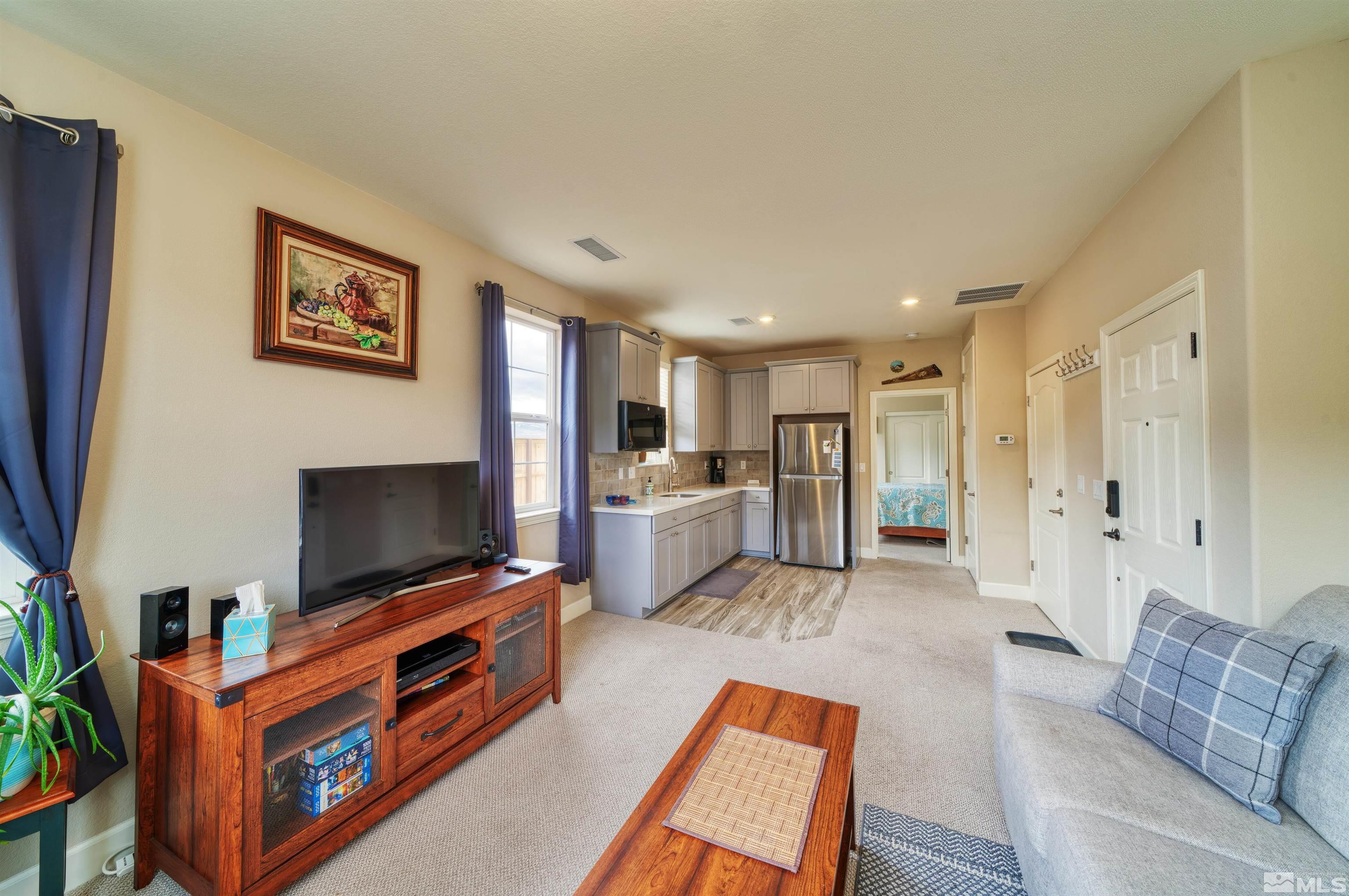 10275 Gold Mine Drive Reno, NV 89521 - Photo 4 of 31 Photo 4