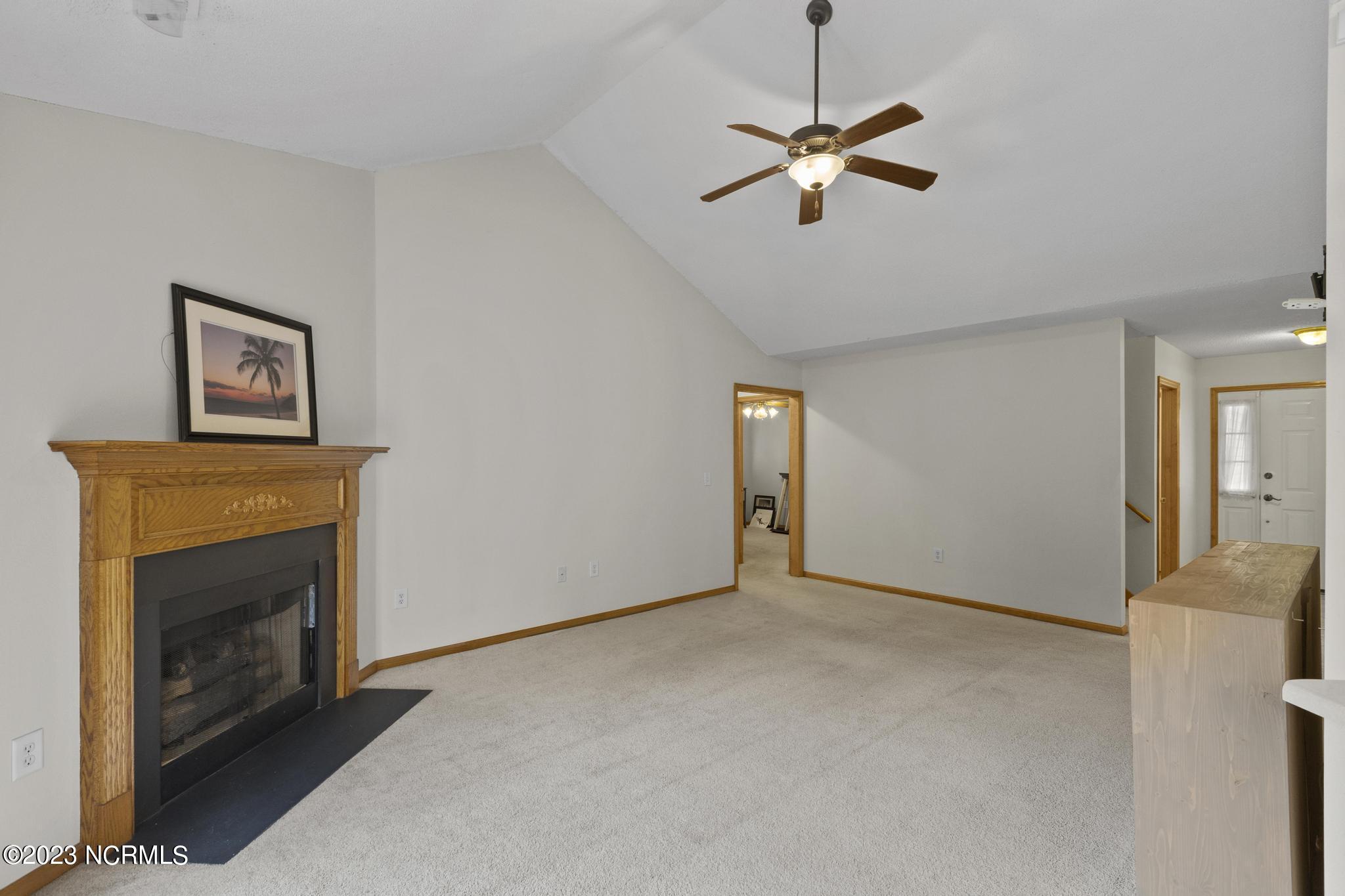 103 Appleton Lane Richlands, NC 28574 - Photo 11 of 28 IMG_5700