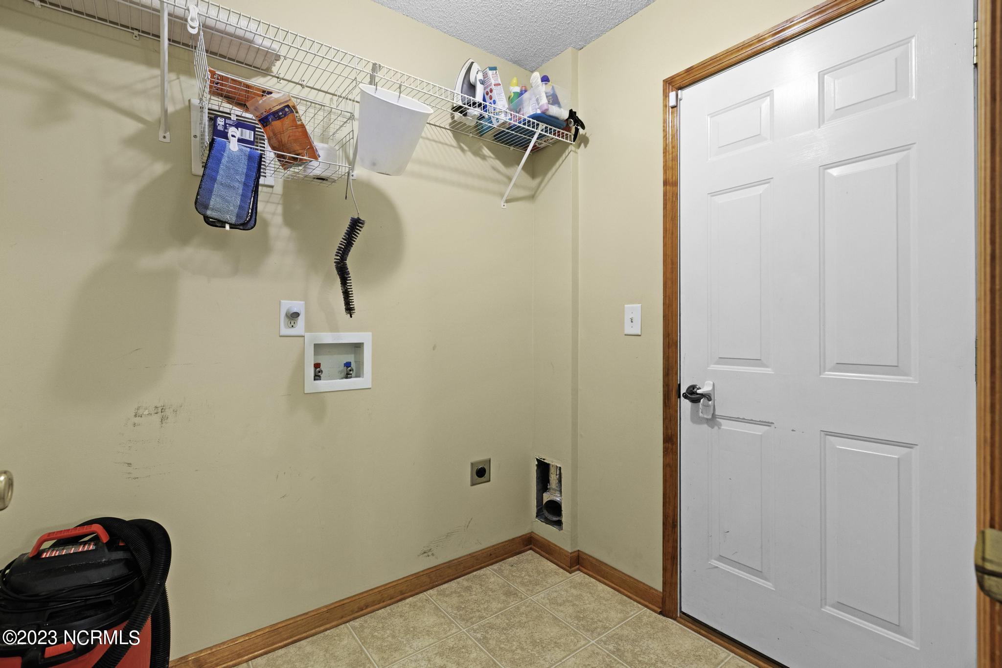 103 Appleton Lane Richlands, NC 28574 - Photo 17 of 28 IMG_5718