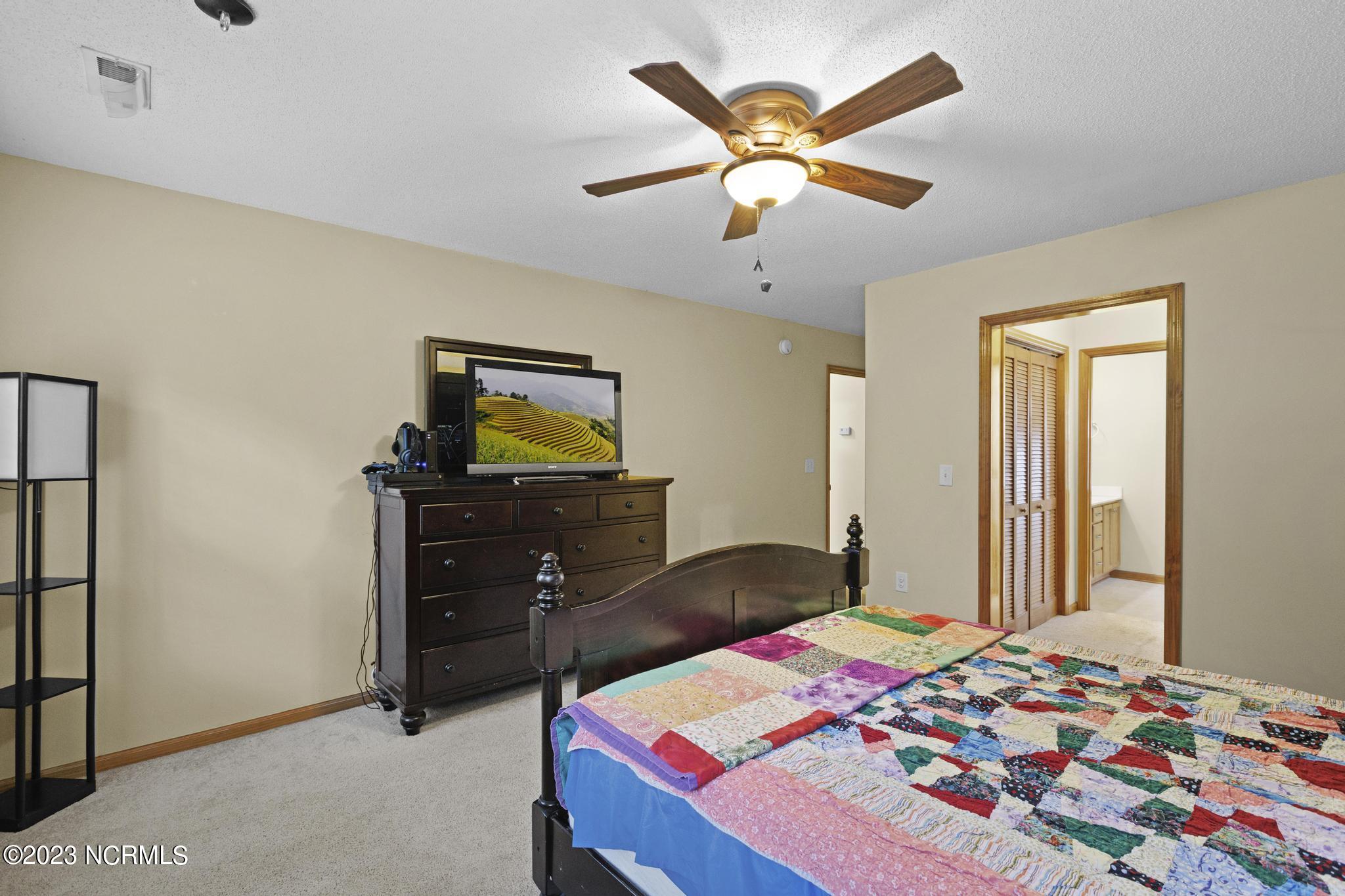 103 Appleton Lane Richlands, NC 28574 - Photo 19 of 28 IMG_5728