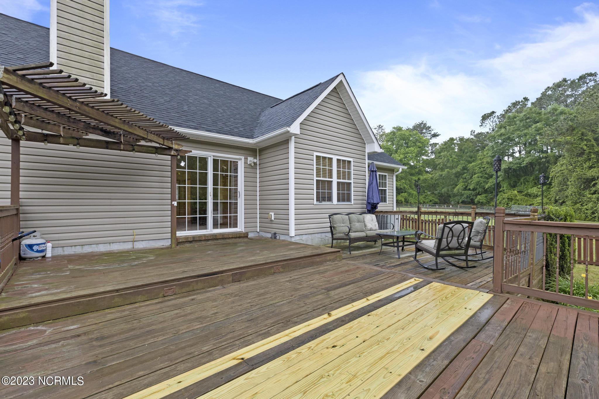 103 Appleton Lane Richlands, NC 28574 - Photo 27 of 28 IMG_5755