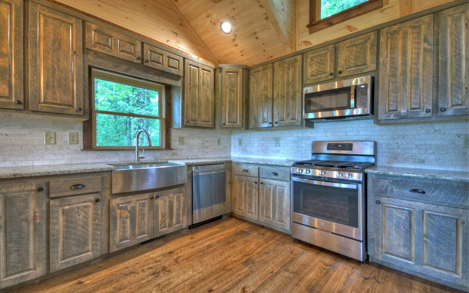 2715 Mountain Tops Road Blue Ridge, GA 30513 - Photo 29 of 74 Additional View