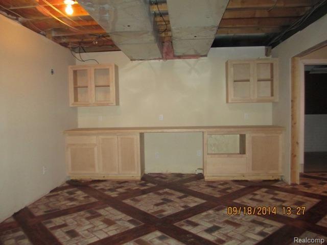 2440 Jackson Drive Rochester, MI 48309 - Photo 20 of 20 IMG_2887.jpg