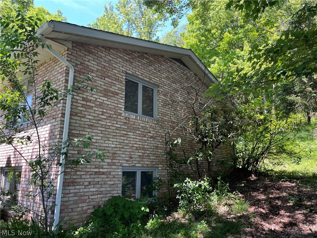 210 Ridgewood Boulevard Minerva, OH 44657 - Photo 3 of 28