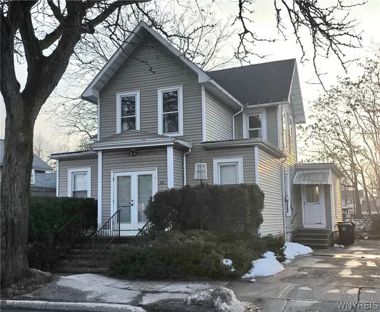 $950 | 26 Delaware Street, Tonawanda, NY 14150
