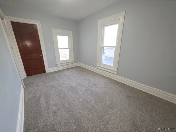 $950 | 26 Delaware Street, Tonawanda, NY 14150