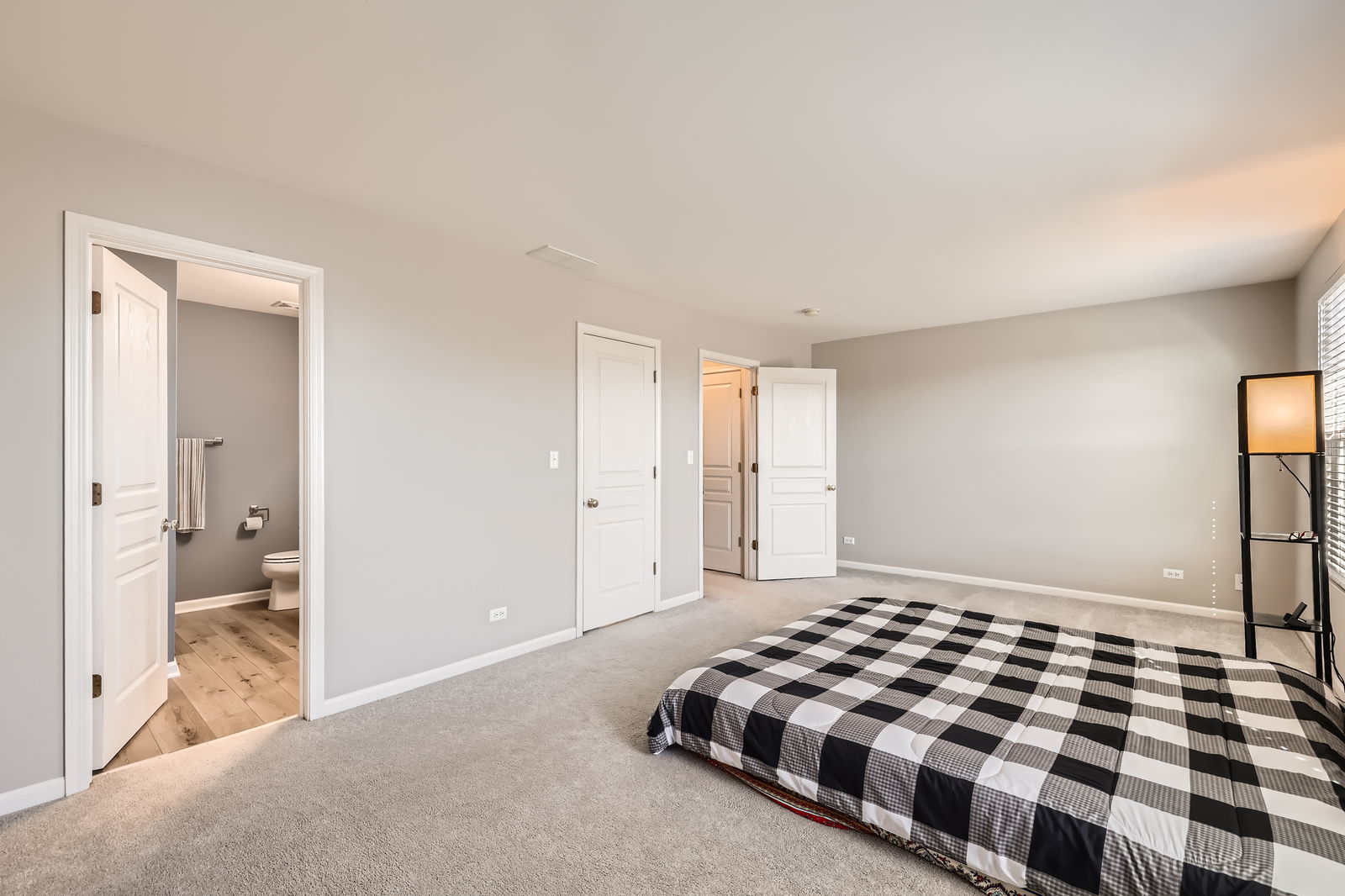 2466 Anna Way Elgin, IL 60124 - Photo 14 of 28