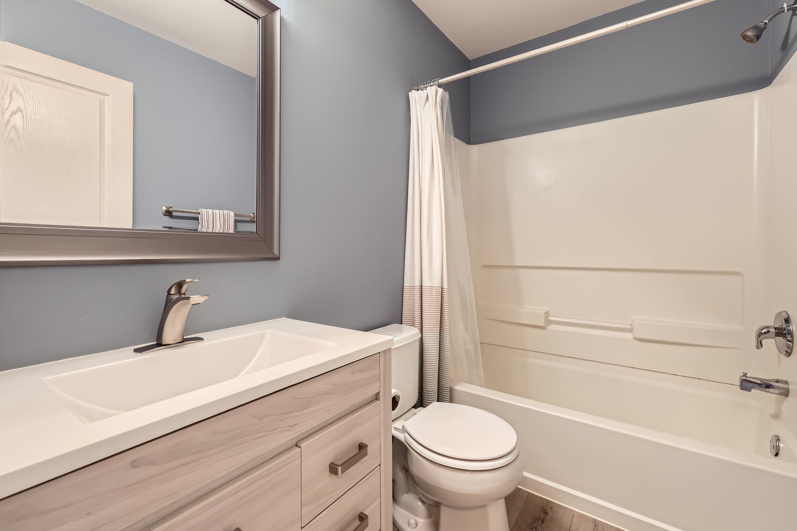 2466 Anna Way Elgin, IL 60124 - Photo 20 of 28