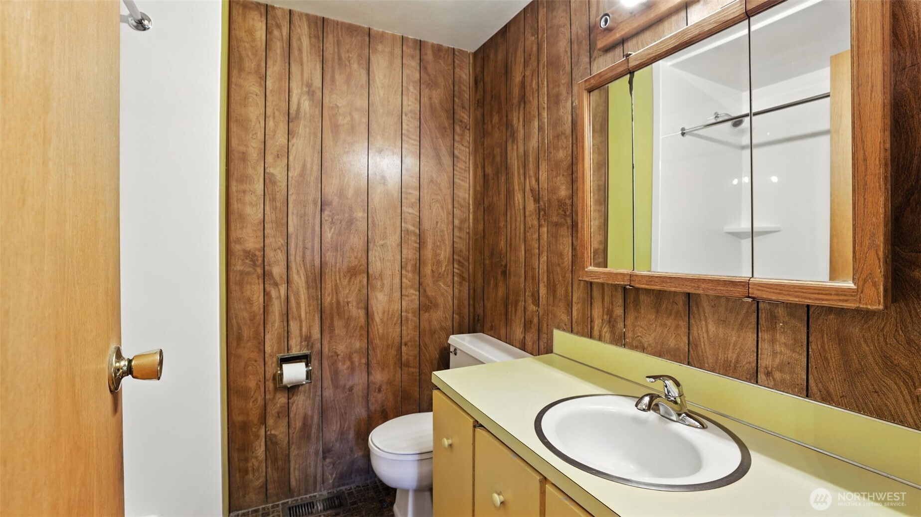 17205 Southeast 142nd Street Renton, WA 98059 - Photo 9 of 18 Gallery Image 9