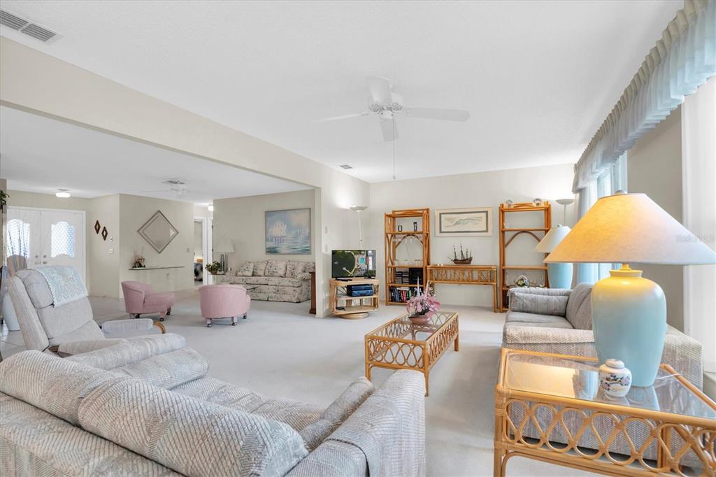 11030 Linkside Drive, Unit 11030 Port Richey, FL 34668 - Photo 4 of 40