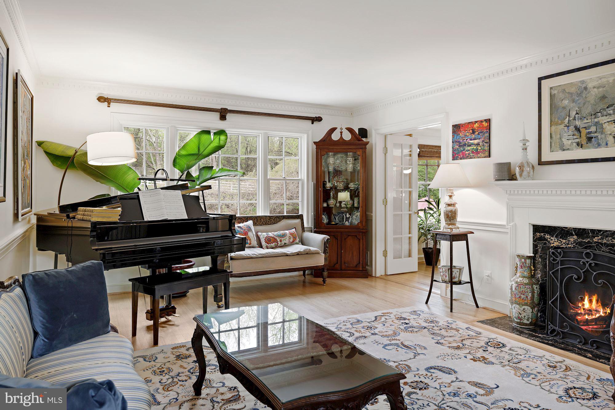 10707 Lockland Road Potomac, MD 20854 - Photo 11 of 77