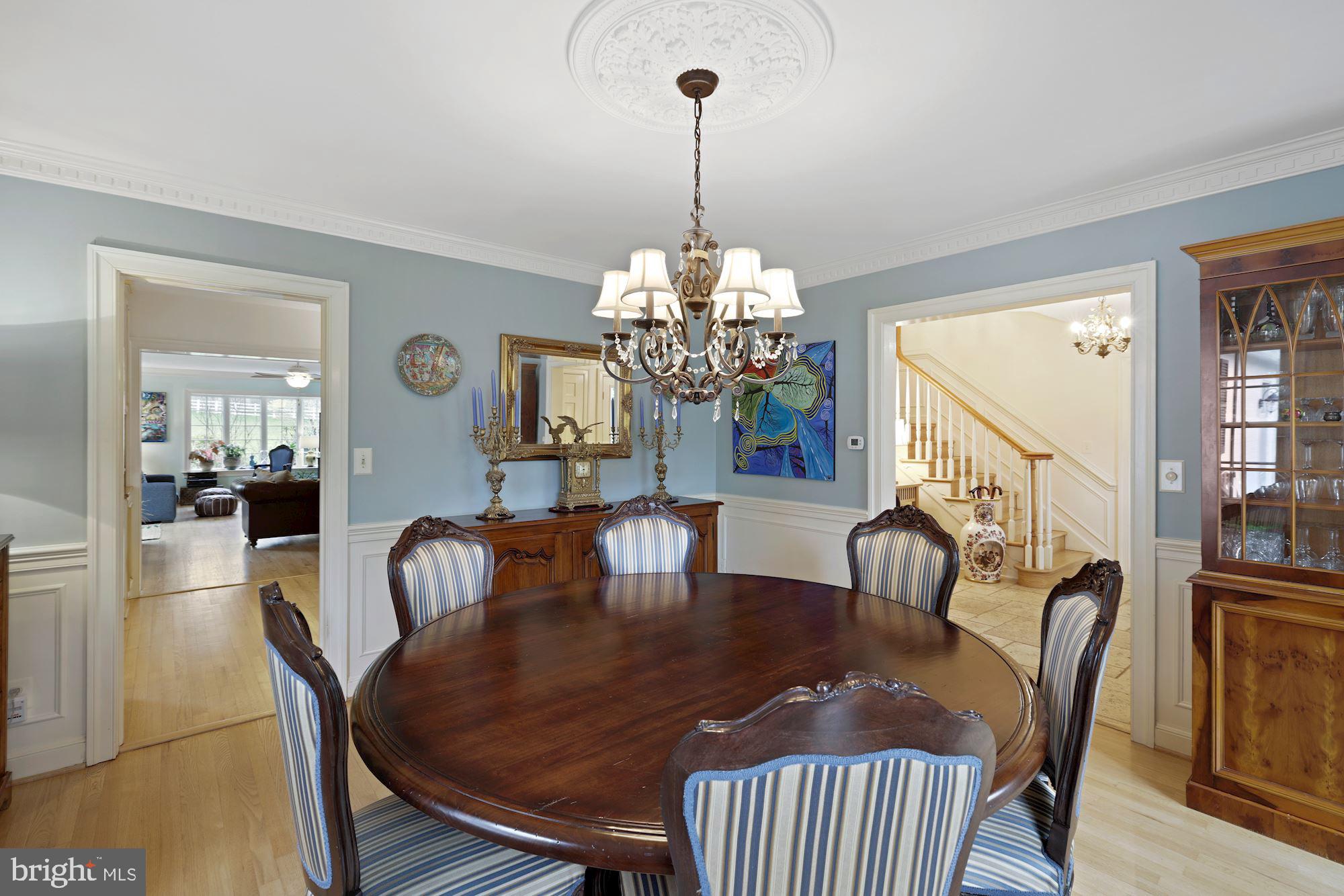 10707 Lockland Road Potomac, MD 20854 - Photo 13 of 77