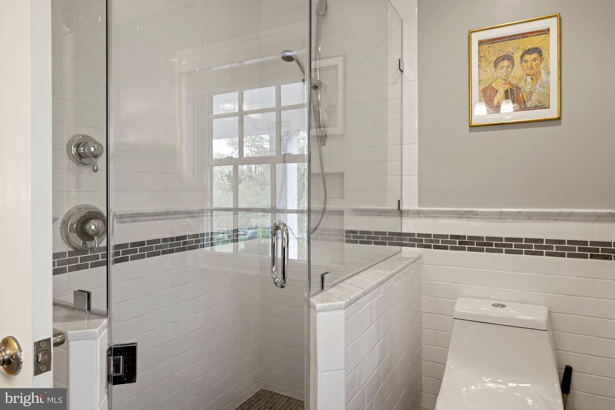 10707 Lockland Road Potomac, MD 20854 - Photo 45 of 77