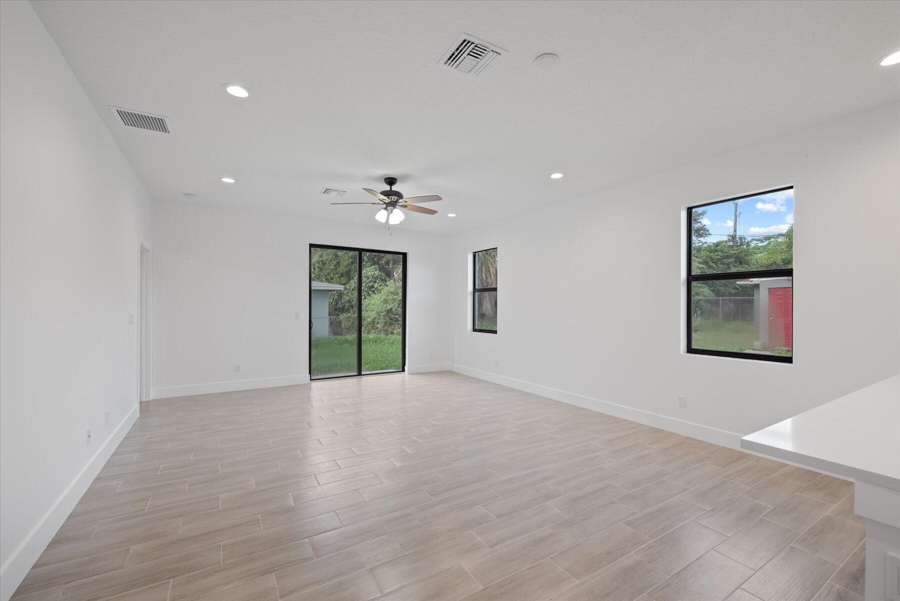 1101 West 33rd Street Riviera Beach, FL 33404 - Photo 5 of 24 06-DSC_9547