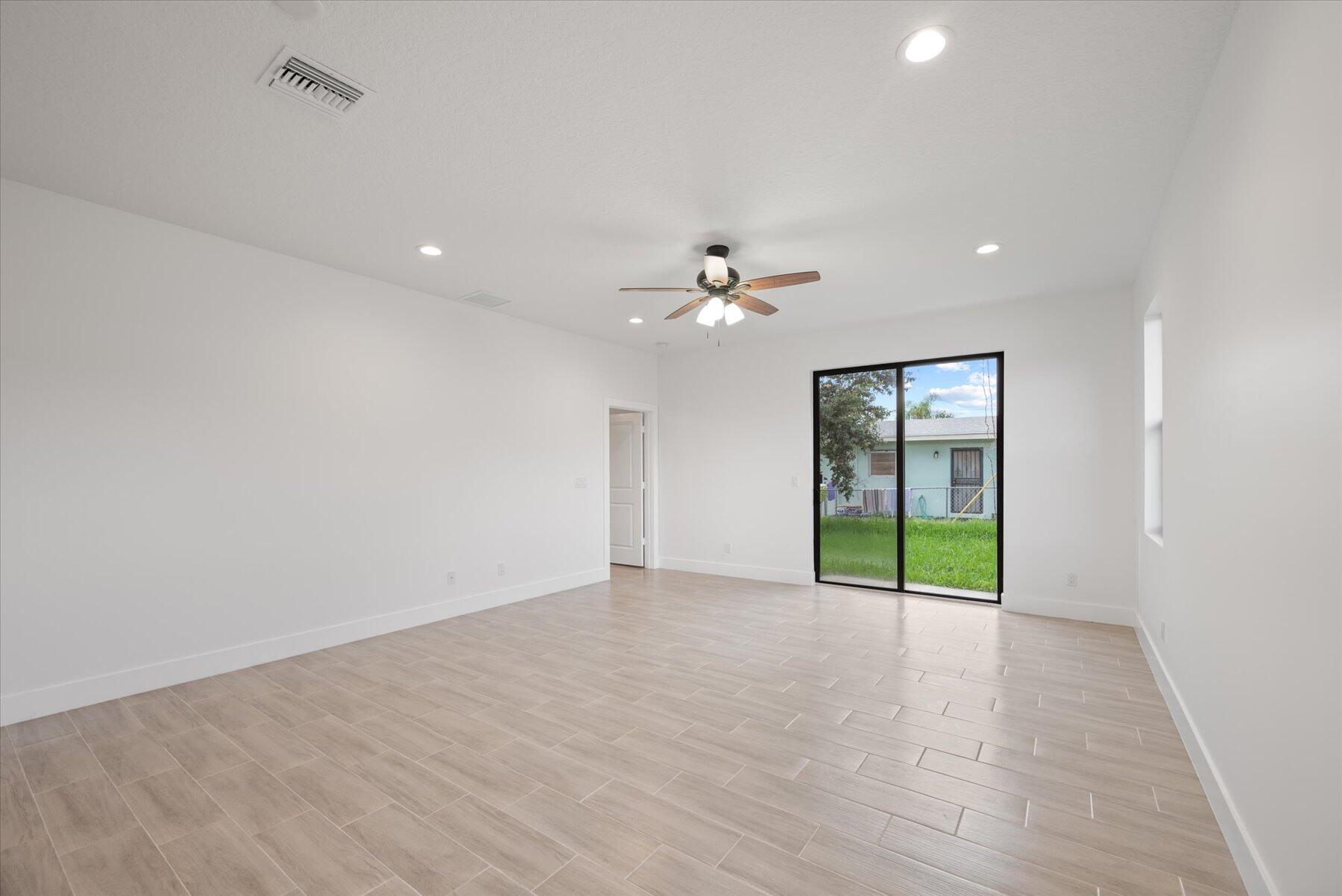 1101 West 33rd Street Riviera Beach, FL 33404 - Photo 6 of 24 07-DSC_9553
