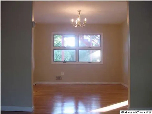 $3,200 | 252 Spring Street, Unit A, Red Bank, NJ 07701