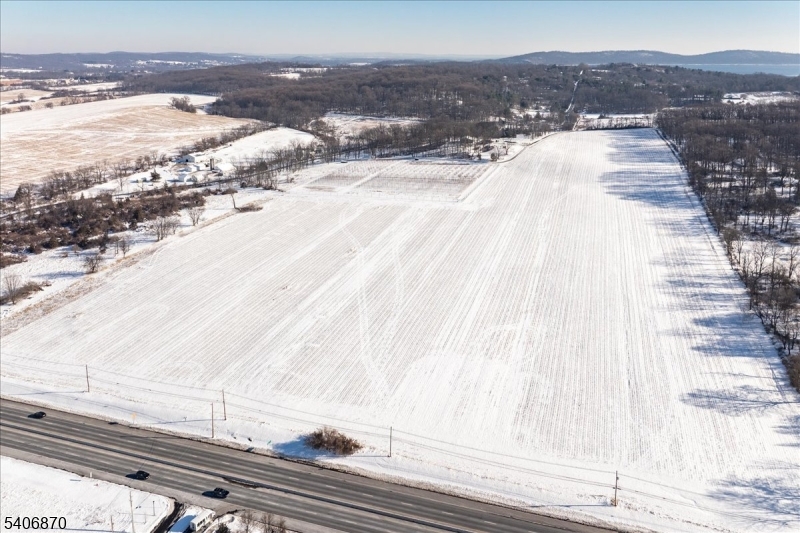 65 Valley Crest Road Annandale, NJ 08801 - Photo 2 of 5