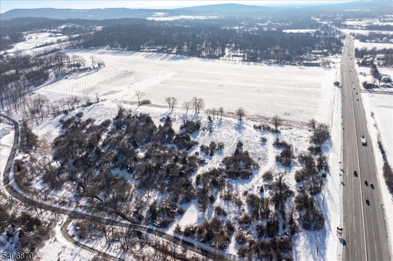 65 Valley Crest Road Annandale, NJ 08801 - Photo 4 of 5