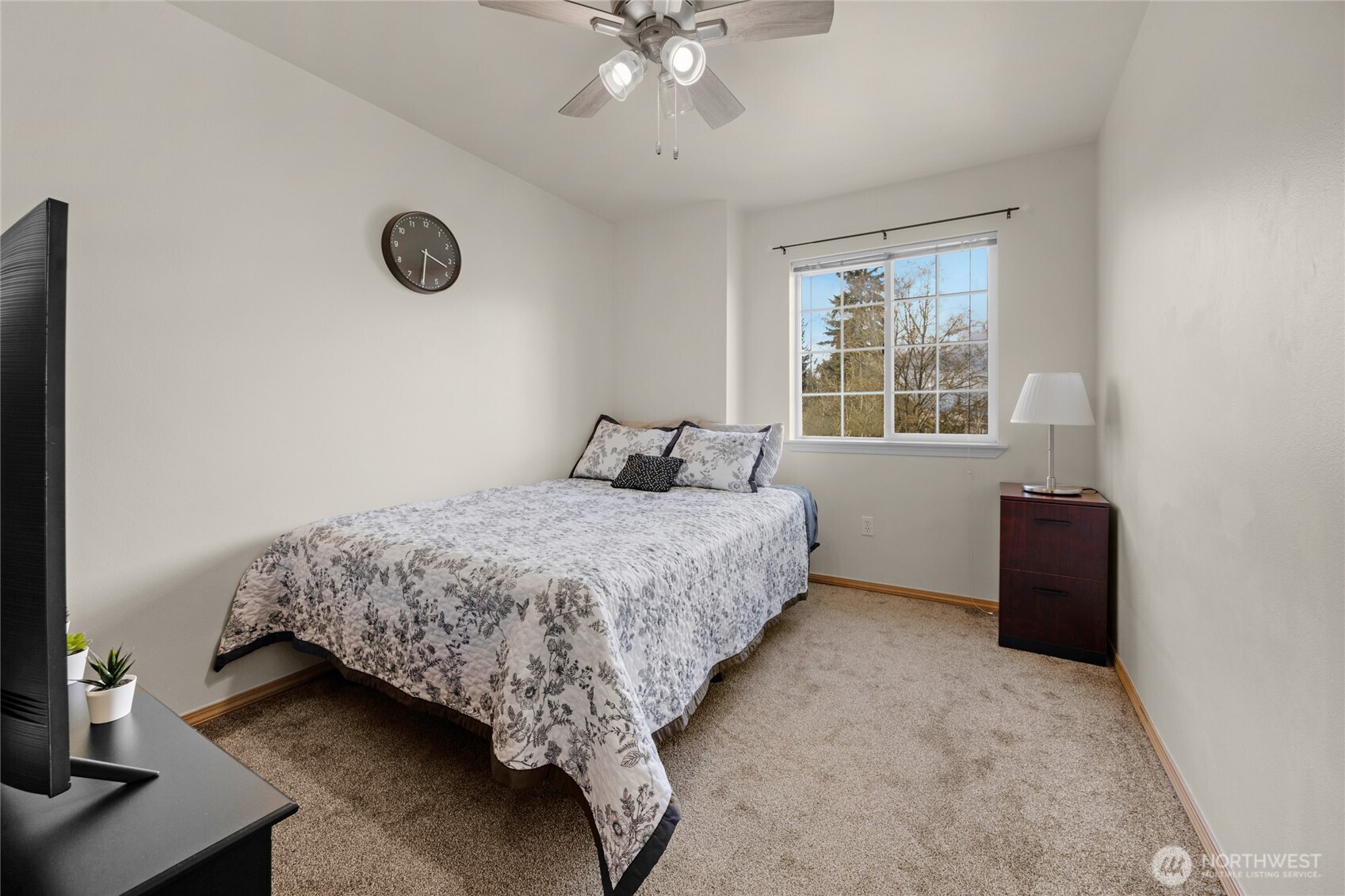 11628 50th Drive Southeast Everett, WA 98208 - Photo 14 of 37 a bedroom with a bed and a window