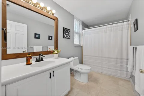 $1,490,000 | 8204 Southwest 171st Street, Palmetto Bay, FL 33157