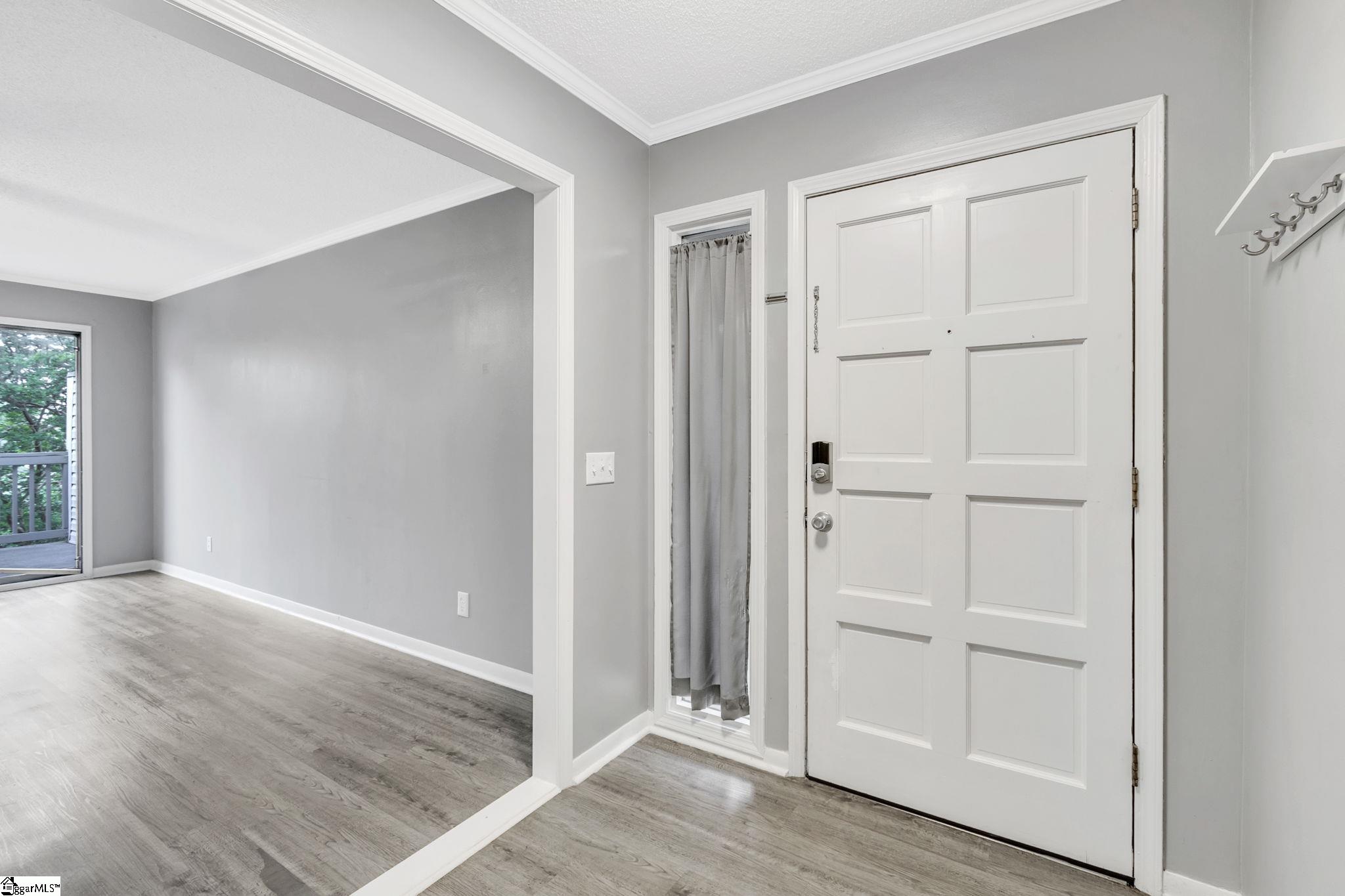 805 Stallings Road, Unit 202 Taylors, SC 29687 - Photo 5 of 32 Gallery Image 5