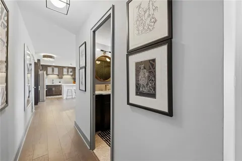 $749,000 | 221 West 48th Street, Unit 1402, Kansas City, MO 64112