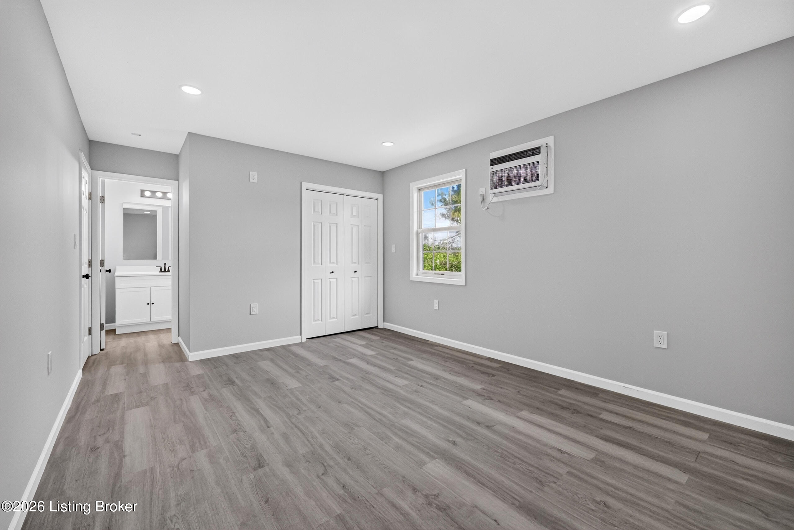 651 Beech Grv Road Shepherdsville, KY 40165 - Photo 48 of 61 054_H40A3024