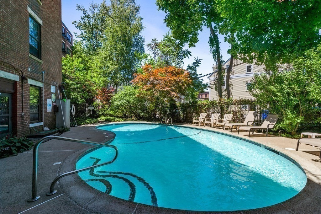 1945 Commonwealth Avenue, Unit 7 Boston, MA 02135 - Photo 12 of 13