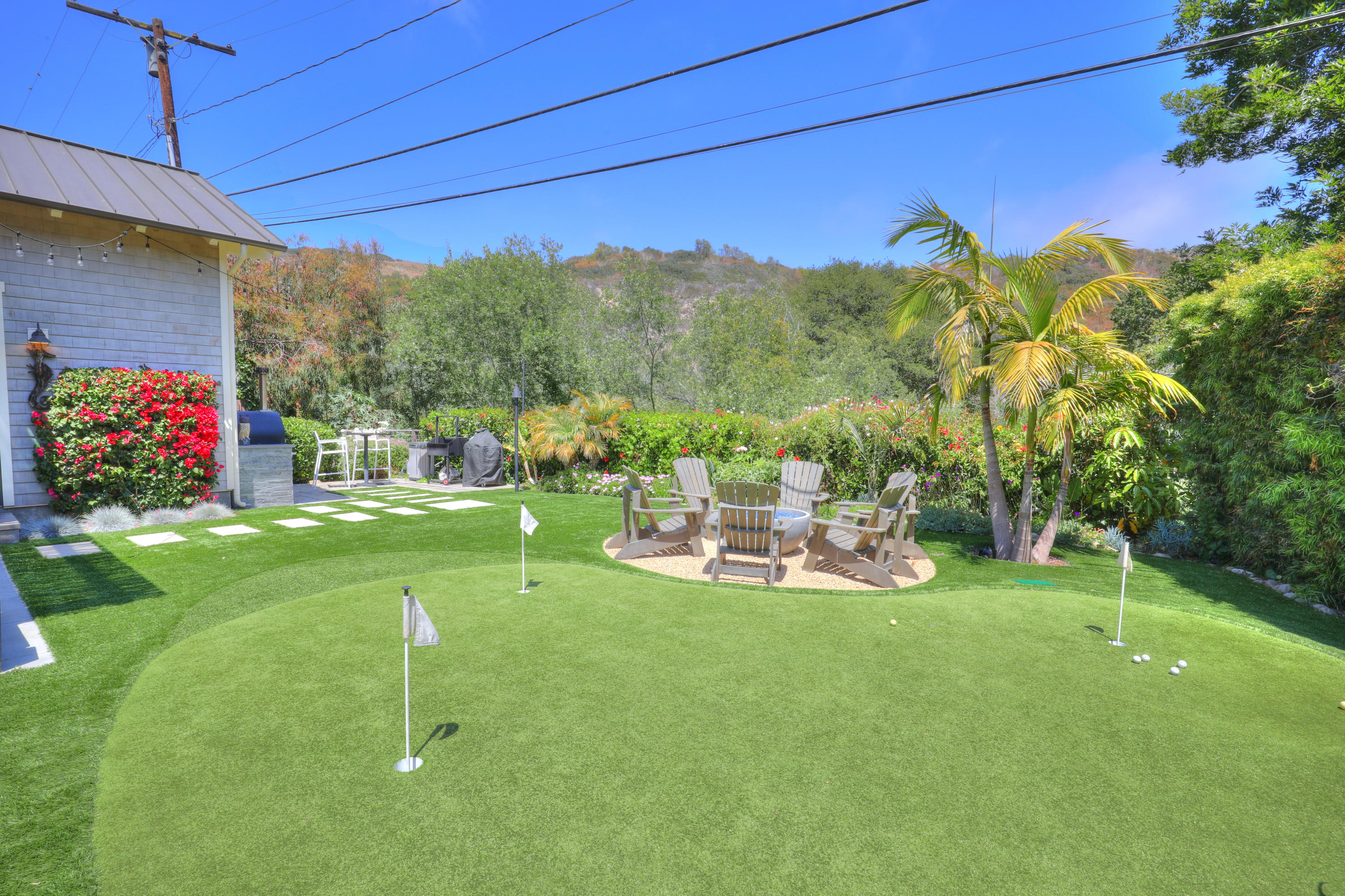 448 Alan Road Santa Barbara, CA 93109 - Photo 23 of 27 Backyard Golf