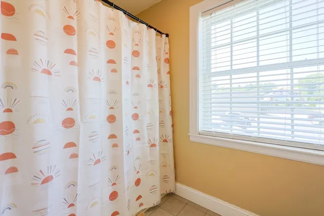 a view of a window in an empty room