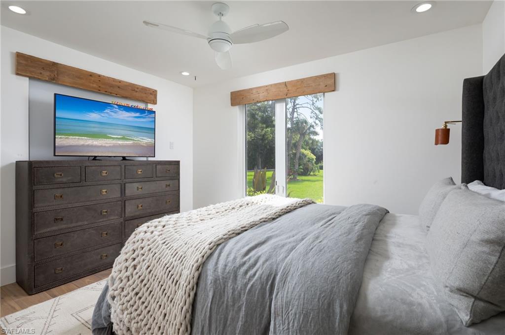 664 Hickory Road Naples, FL 34108 - Photo 25 of 40