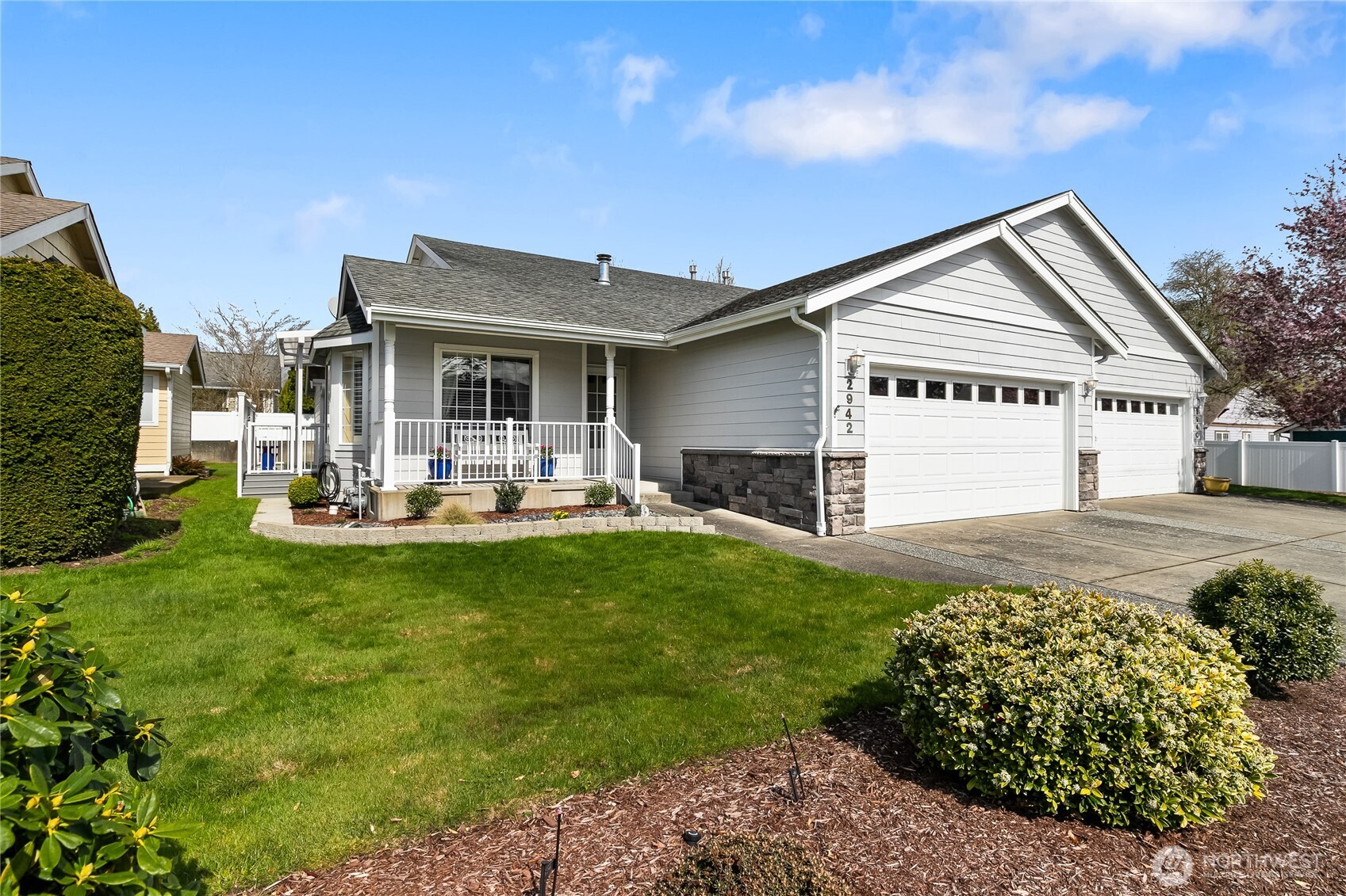 2942 Racine Street Bellingham, WA 98226 - Photo 1 of 40 Gallery Image 1