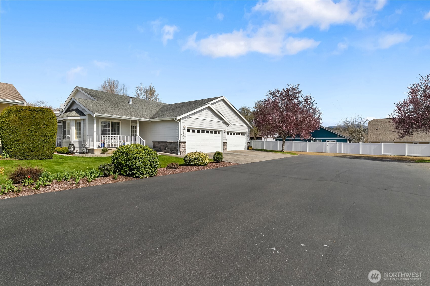 2942 Racine Street Bellingham, WA 98226 - Photo 2 of 40 Gallery Image 2