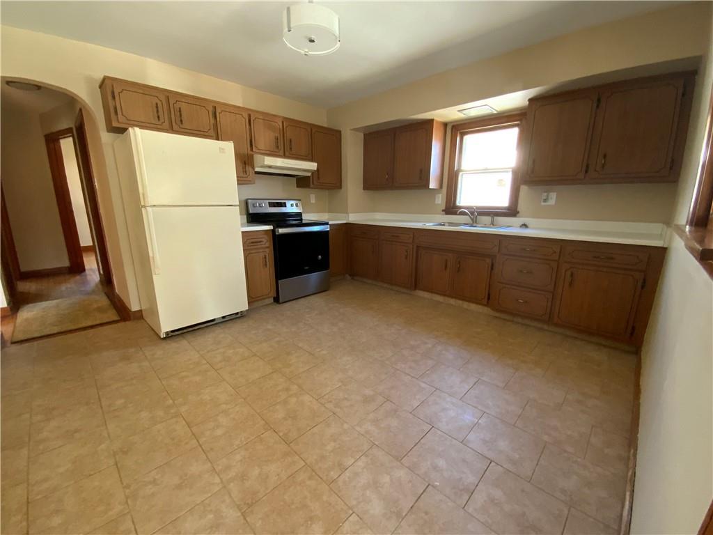 656 McClane Farm Road Washington, PA 15301 - Photo 2 of 14 Gallery Image 2