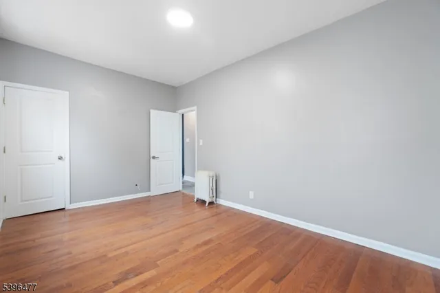 $2,900 | 337 Leslie Street, Unit 2, Newark, NJ 07112
