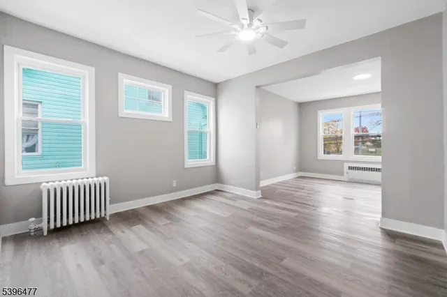 $2,900 | 337 Leslie Street, Unit 2, Newark, NJ 07112