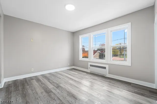 $2,900 | 337 Leslie Street, Unit 2, Newark, NJ 07112