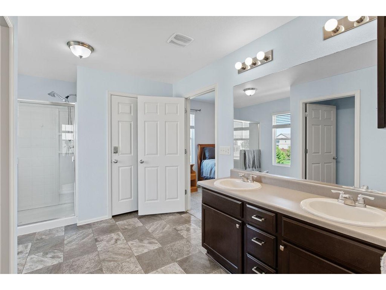 6792 Covenant Court Timnath, CO 80547 - Photo 20 of 40 Primary bath: dual sinks