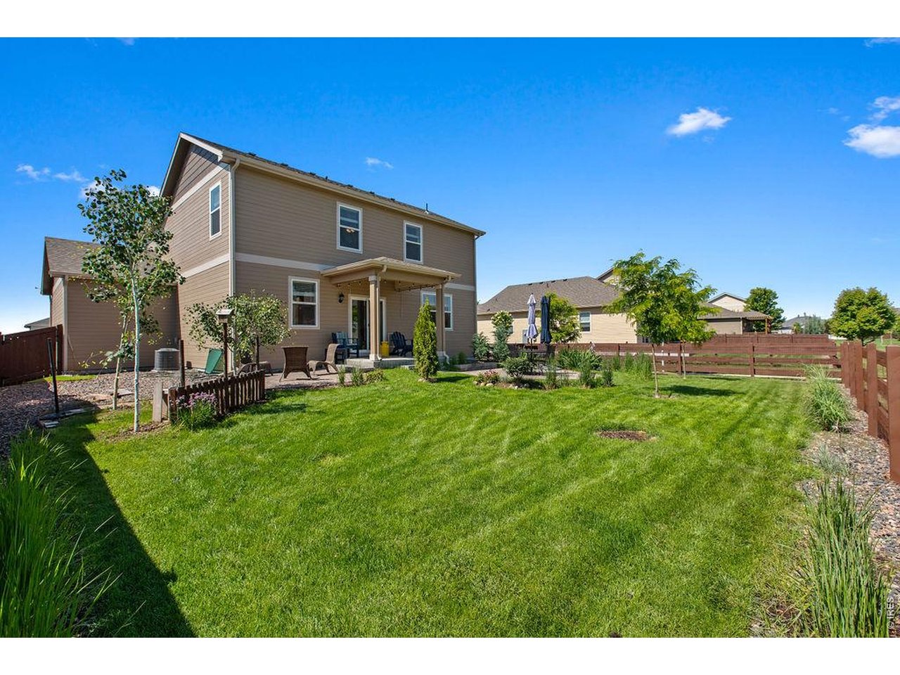 6792 Covenant Court Timnath, CO 80547 - Photo 31 of 40 Newer exterior paint