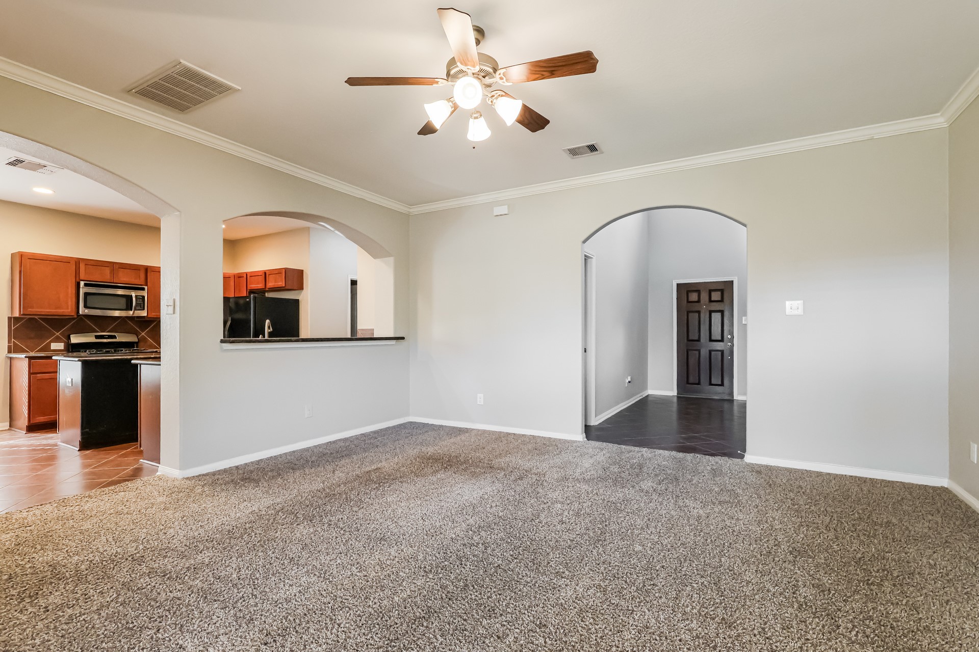 139 Piney Pathway Magnolia, TX 77354 - Photo 5 of 18