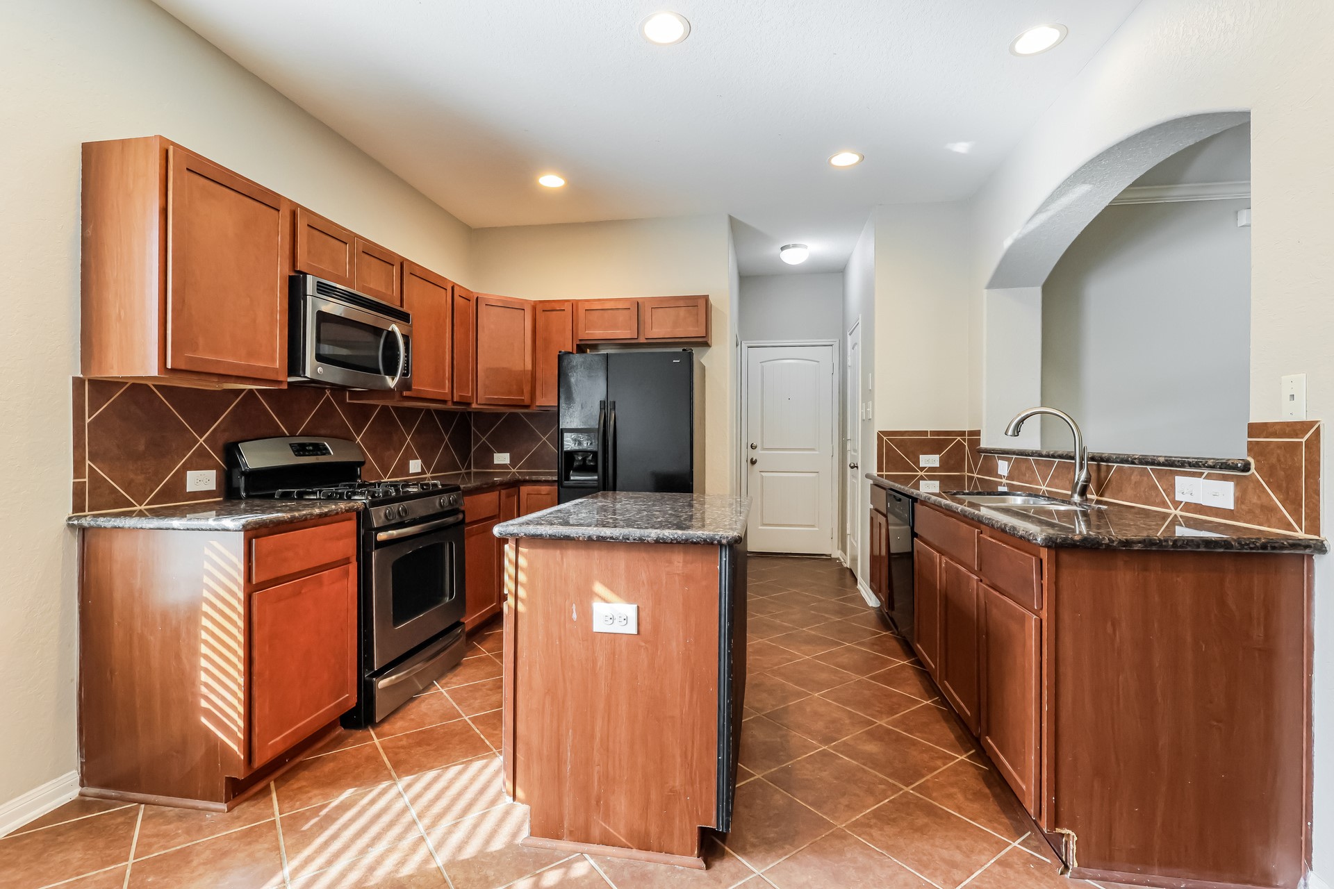 139 Piney Pathway Magnolia, TX 77354 - Photo 7 of 18