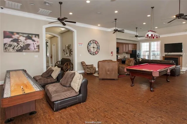 $2,000 | 1198 Jones-Butler Road, Unit 1309, College Station, TX 77840