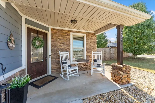 $299,900 | 204 Sugar Maple Drive, Cornelia, GA 30531