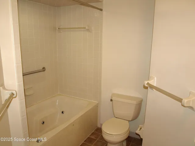 $1,700 | 831 Greenwood Manor Circle, Unit 8D, West Melbourne, FL 32904