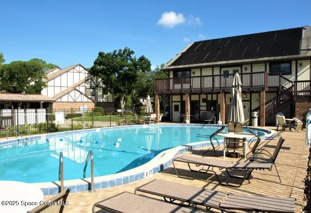 $1,700 | 831 Greenwood Manor Circle, Unit 8D, West Melbourne, FL 32904